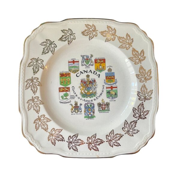 Vintage Plate Canada Coats of Arms by Alfred Meakin Square Maple Leaf Plate Souv - Picture 1 of 7